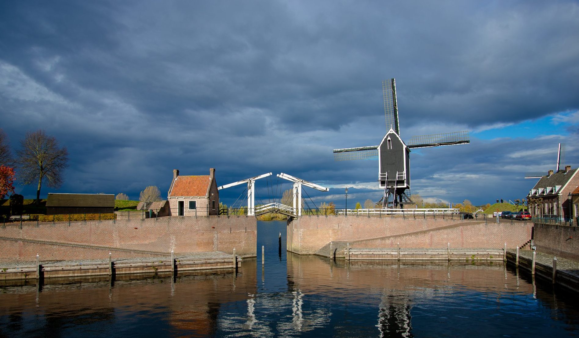 brug en molen in heusden vesting